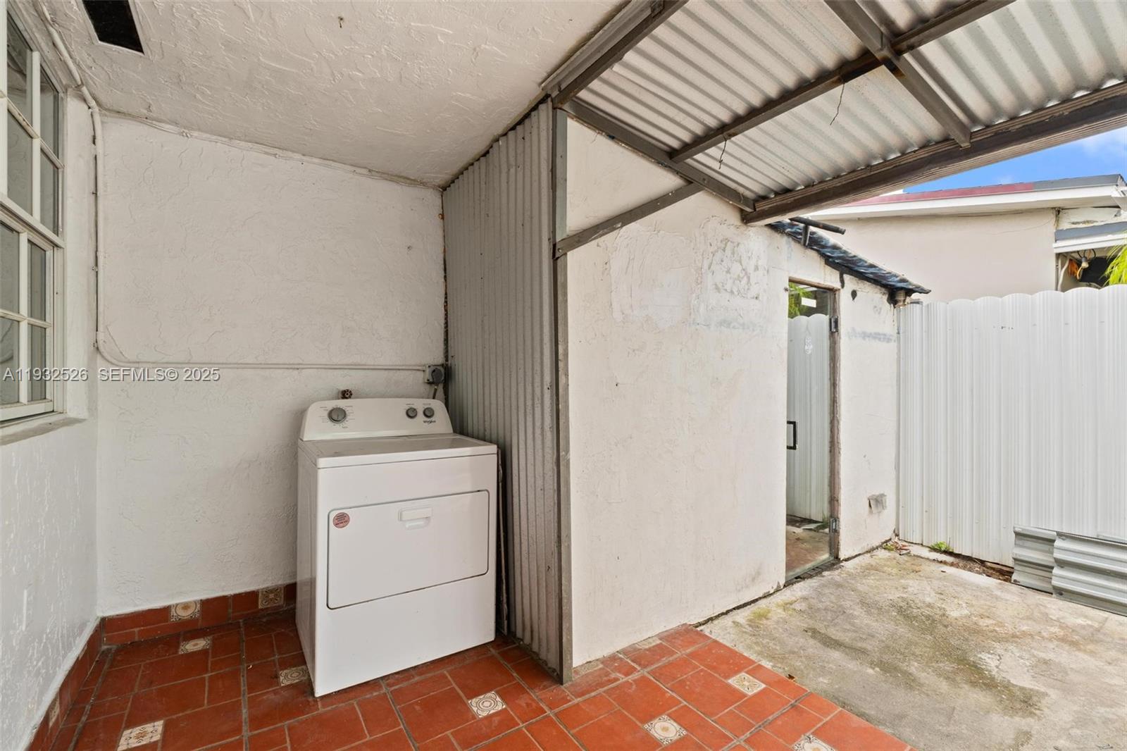 SWEETWATER GROVES .14 AC - Residential Lease