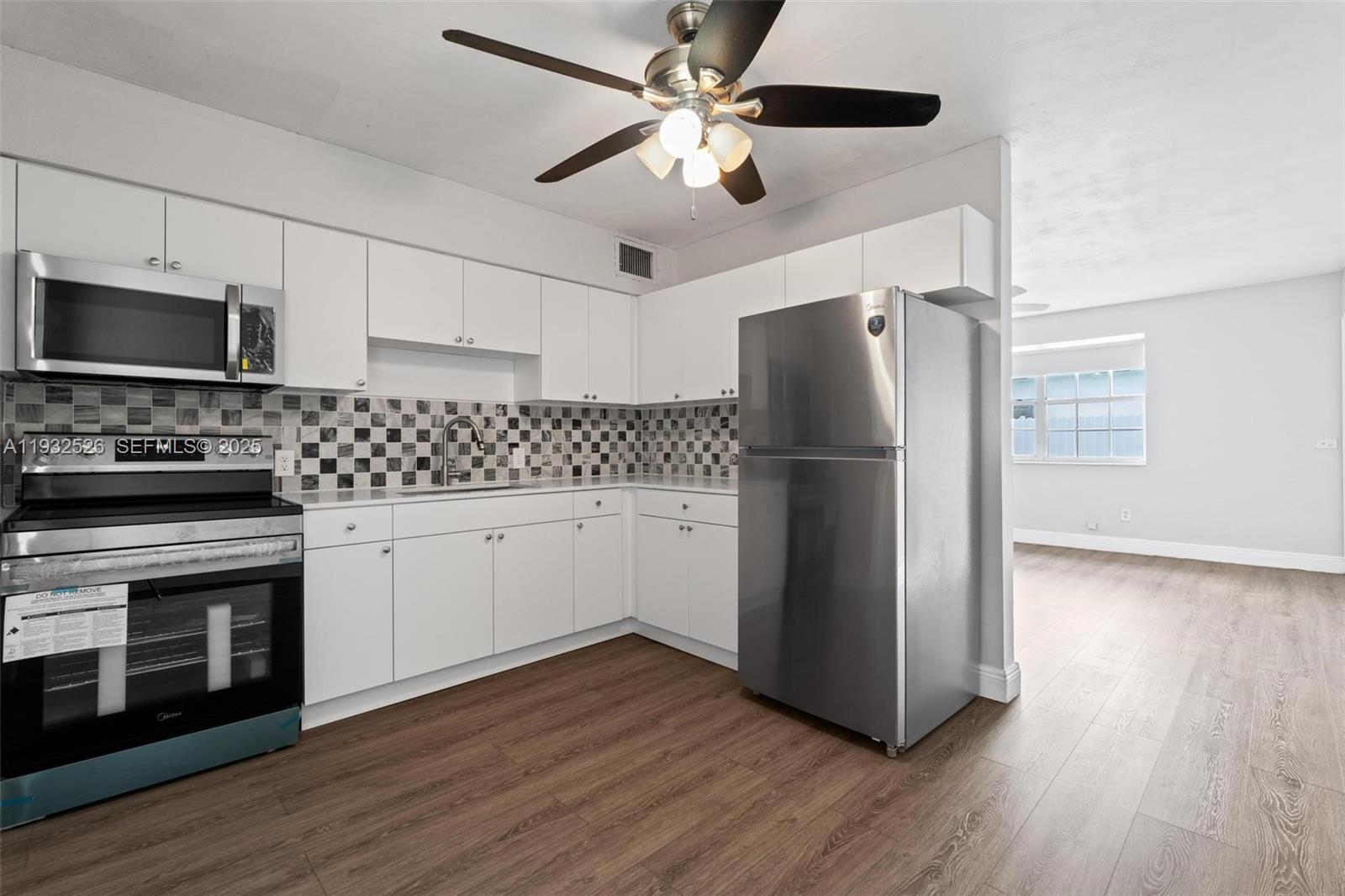 SWEETWATER GROVES .14 AC - Residential Lease