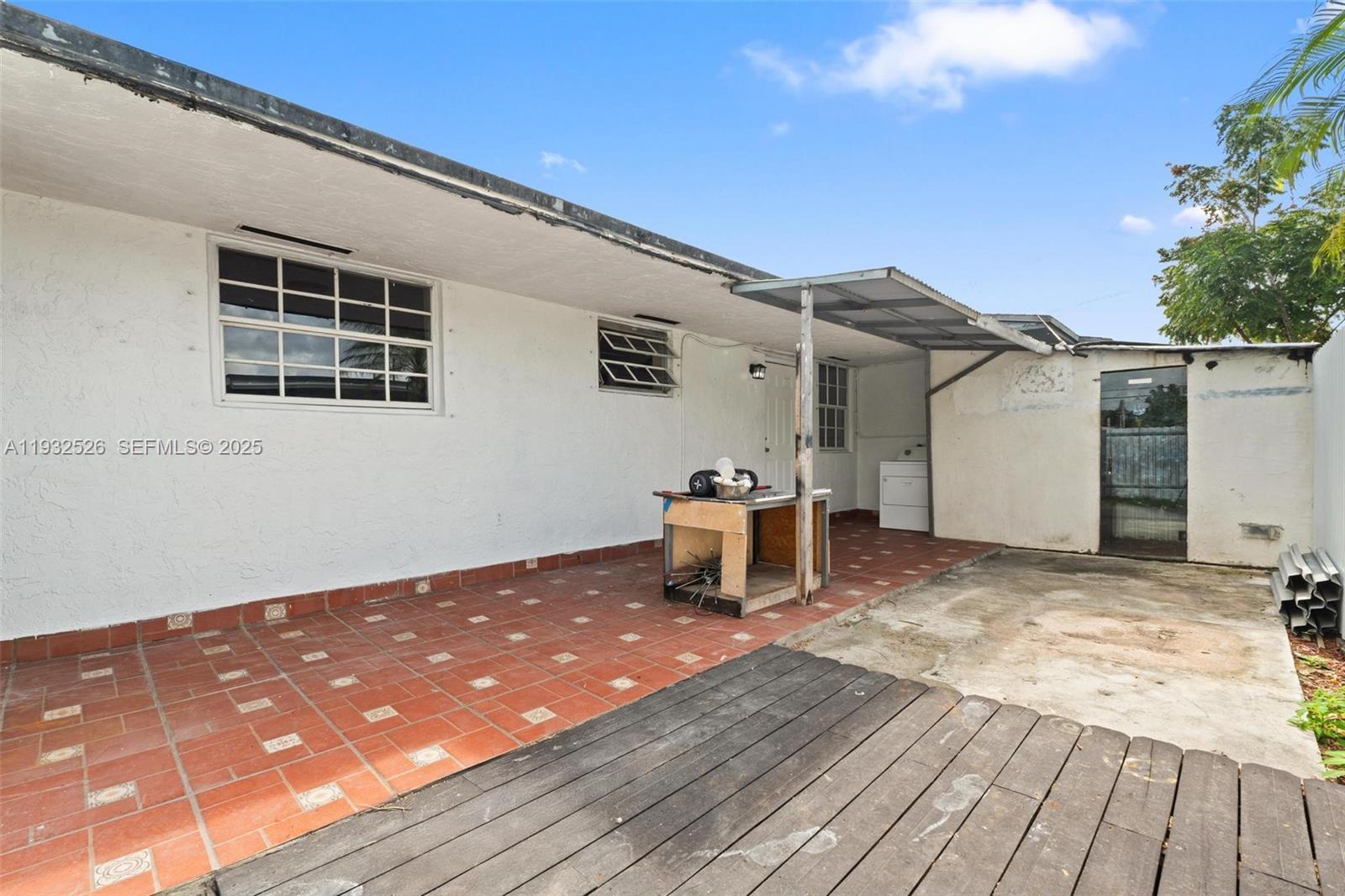 SWEETWATER GROVES .14 AC - Residential Lease