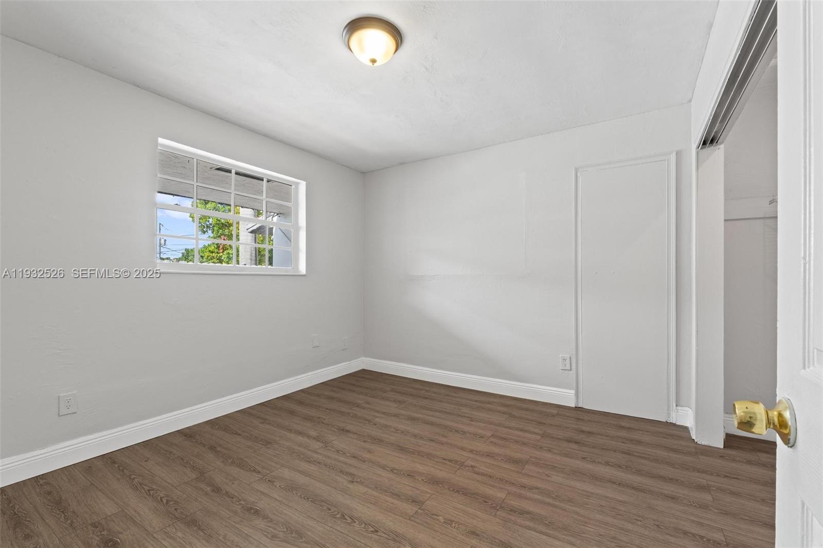 SWEETWATER GROVES .14 AC - Residential Lease