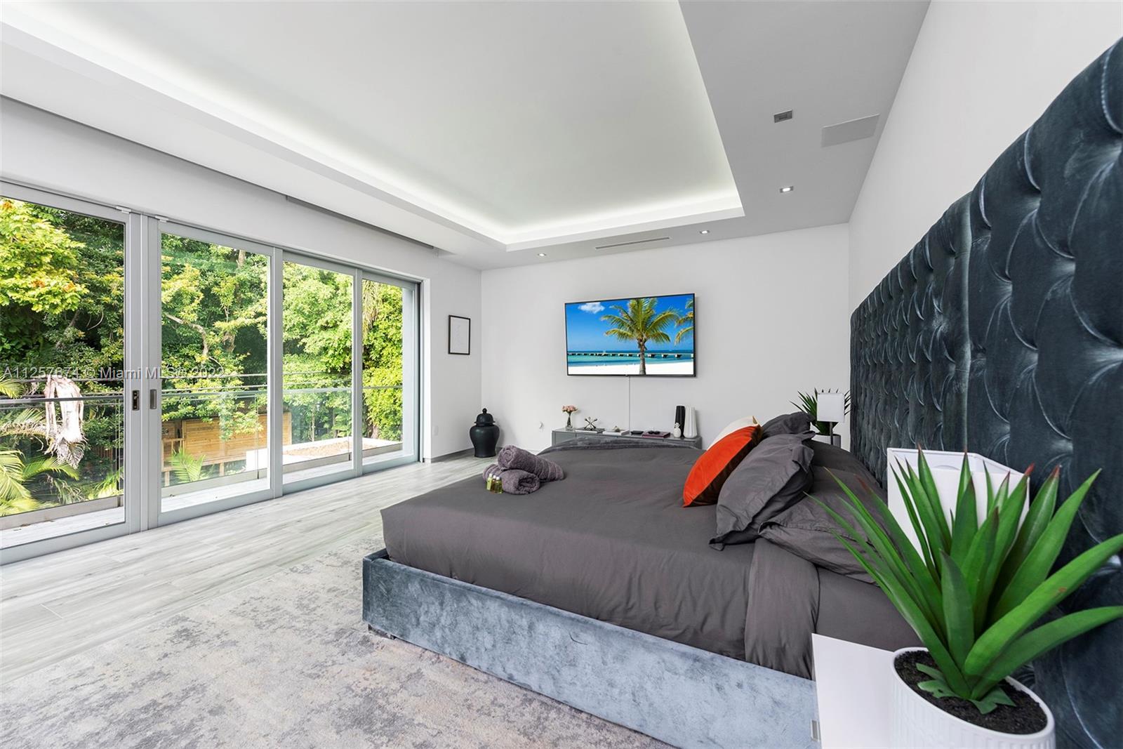 CRAWFORD ESTATES - Residential