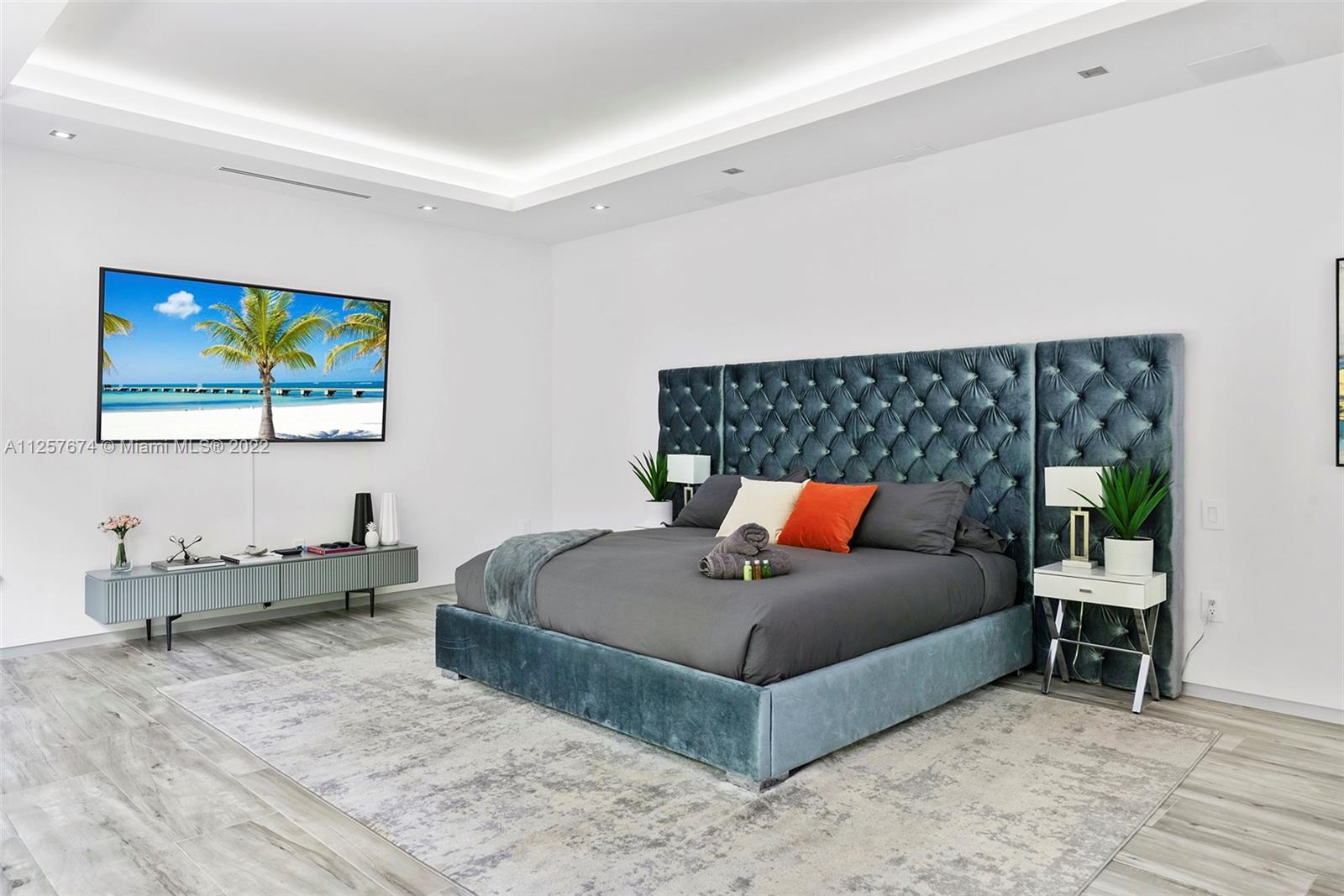 CRAWFORD ESTATES - Residential