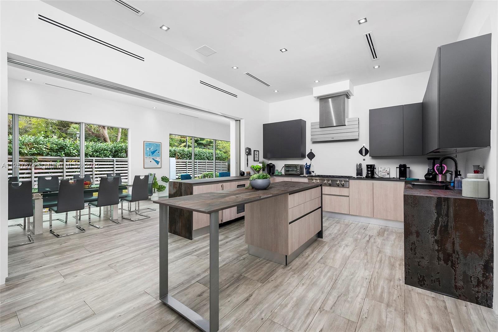 CRAWFORD ESTATES - Residential