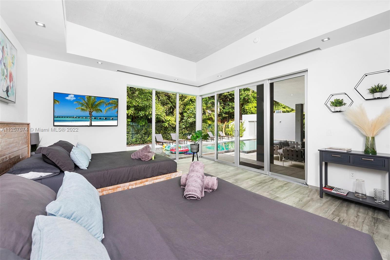 CRAWFORD ESTATES - Residential