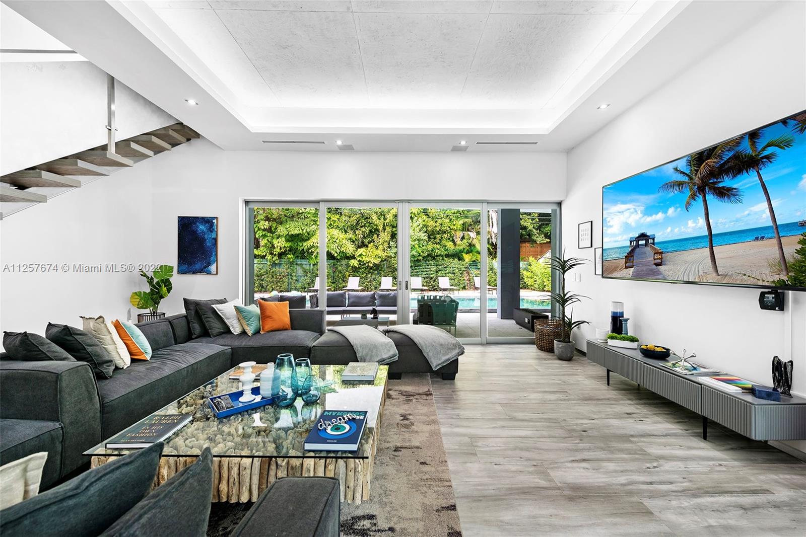 CRAWFORD ESTATES - Residential