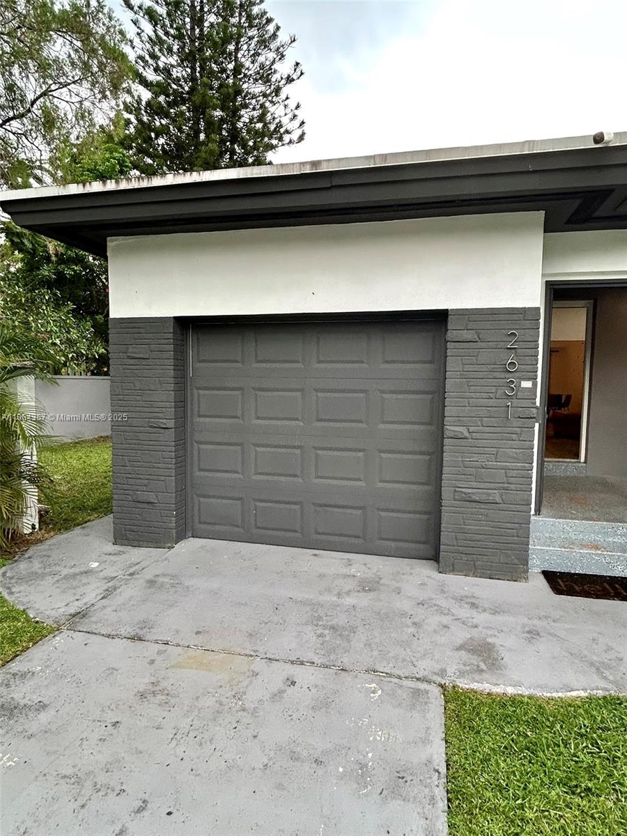 OAK RIDGE PARK AMEN PLAT - Residential Lease