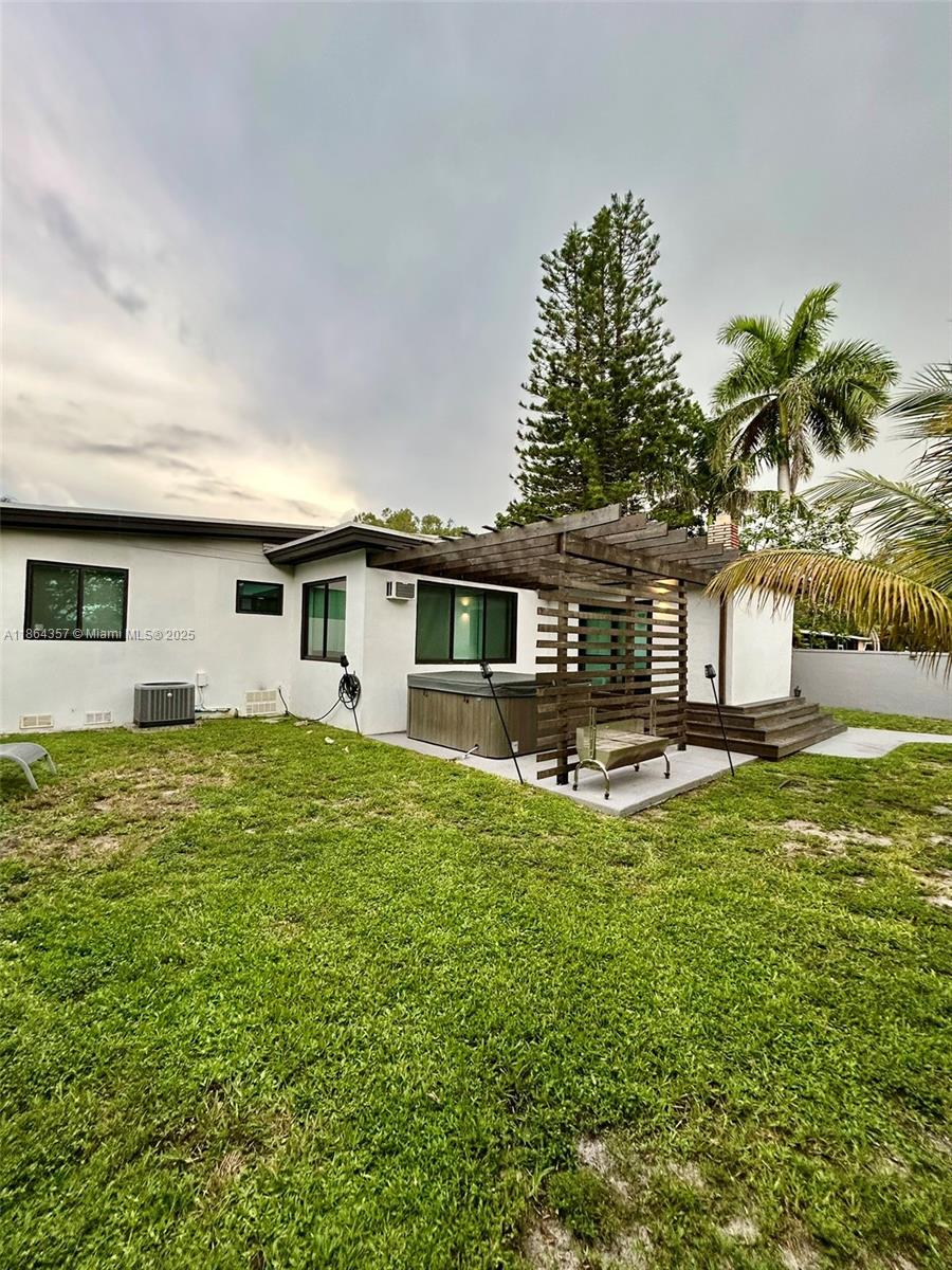 OAK RIDGE PARK AMEN PLAT - Residential Lease