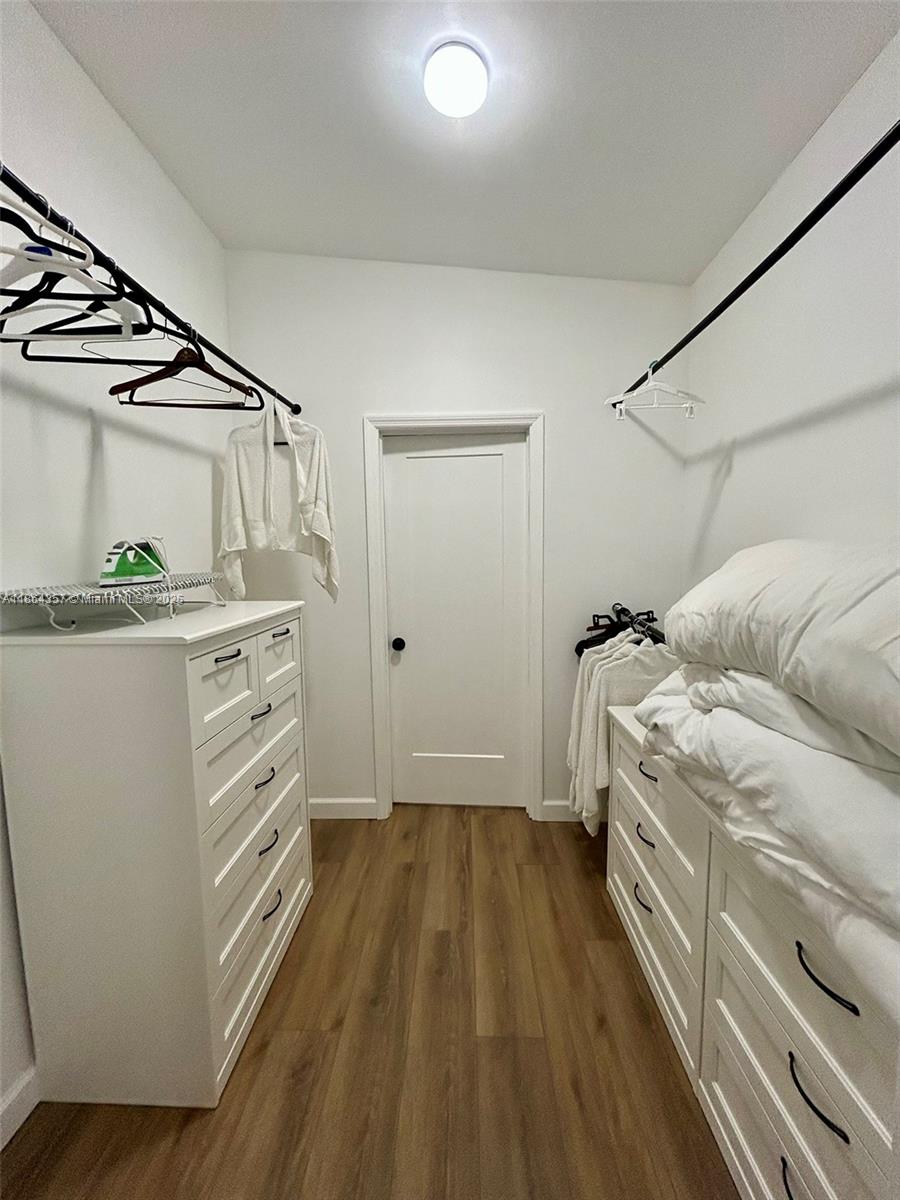 OAK RIDGE PARK AMEN PLAT - Residential Lease