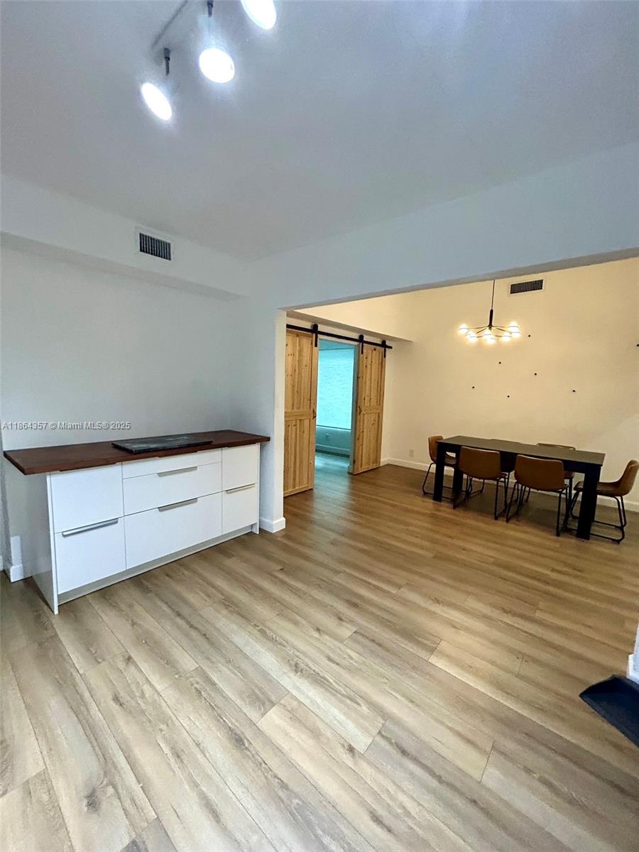 OAK RIDGE PARK AMEN PLAT - Residential Lease