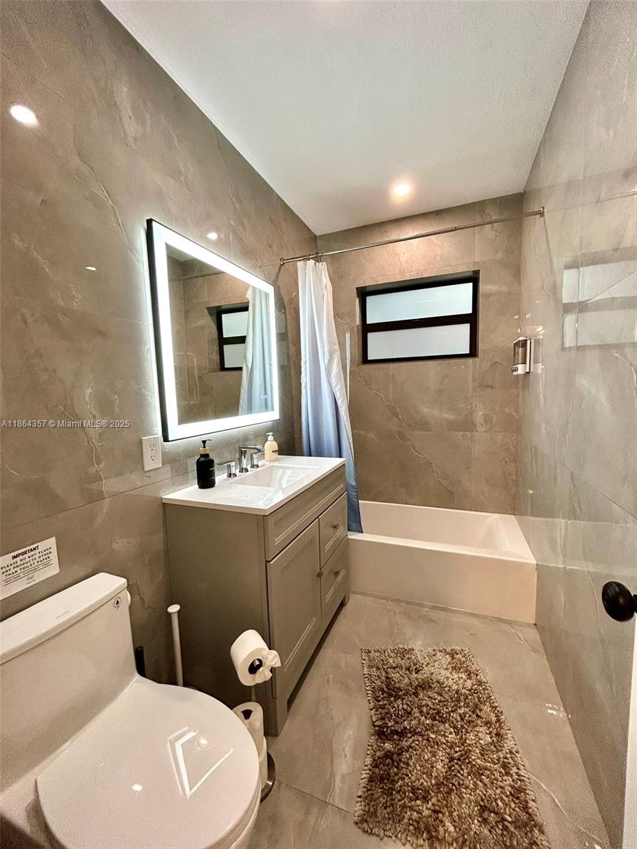 OAK RIDGE PARK AMEN PLAT - Residential Lease