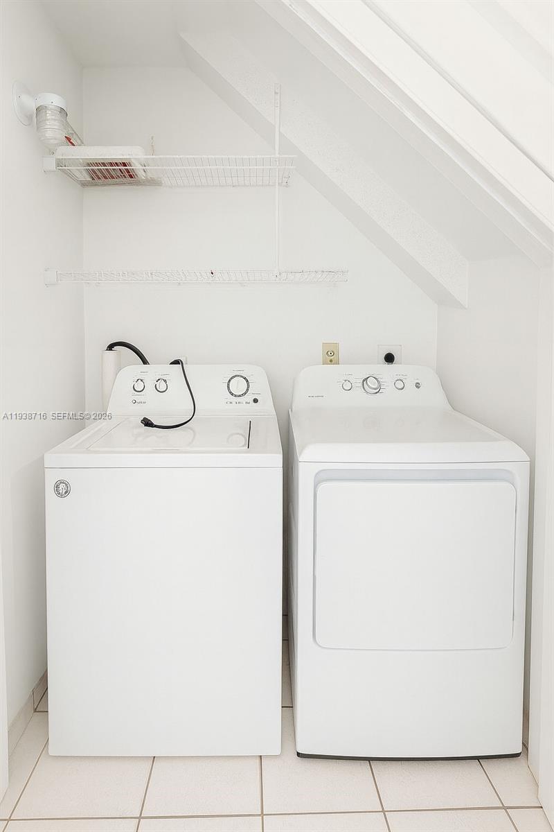 GRACE VILLAS II CONDO - Residential