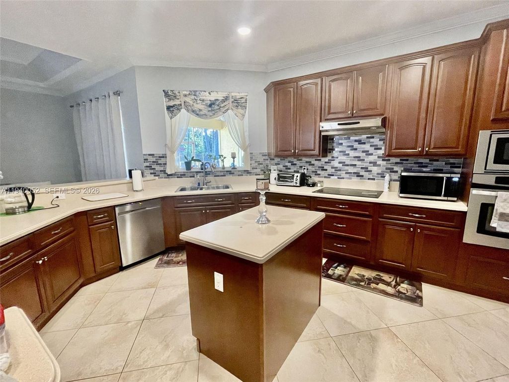 Photo of 12841 Country Glen Dr, Cooper City, FL 33330 (MLS # A11940052)
