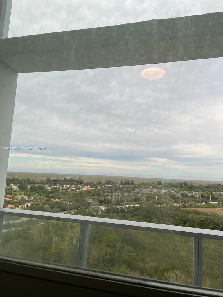 METROPICA NORTH TOWER ONE - Residential