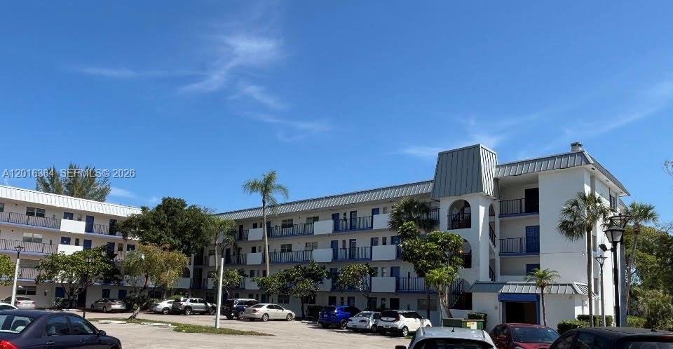 INVERRARY COUNTRY CLUB - Residential