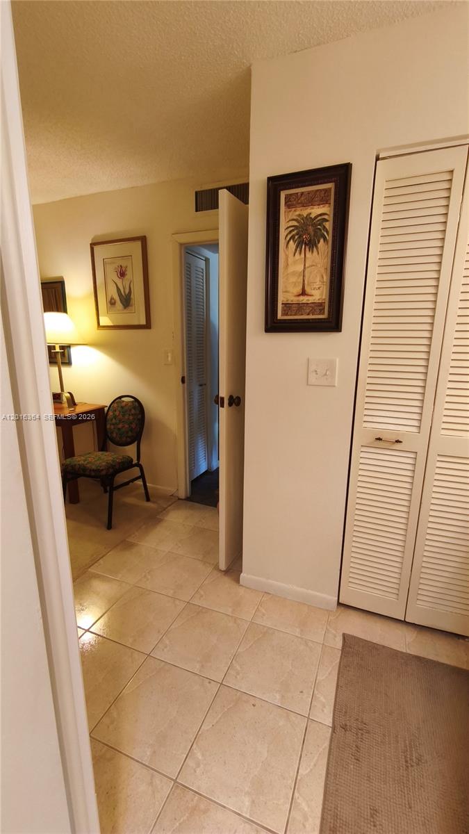 INVERRARY COUNTRY CLUB - Residential