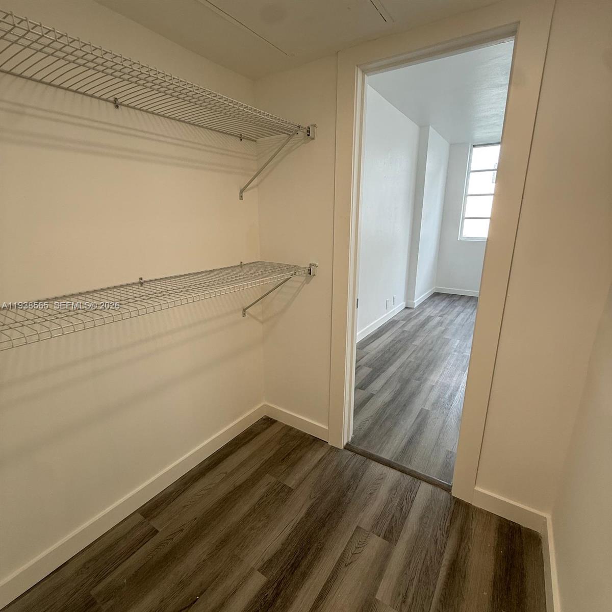 BAY PARK TOWERS CONDO - Residential Lease