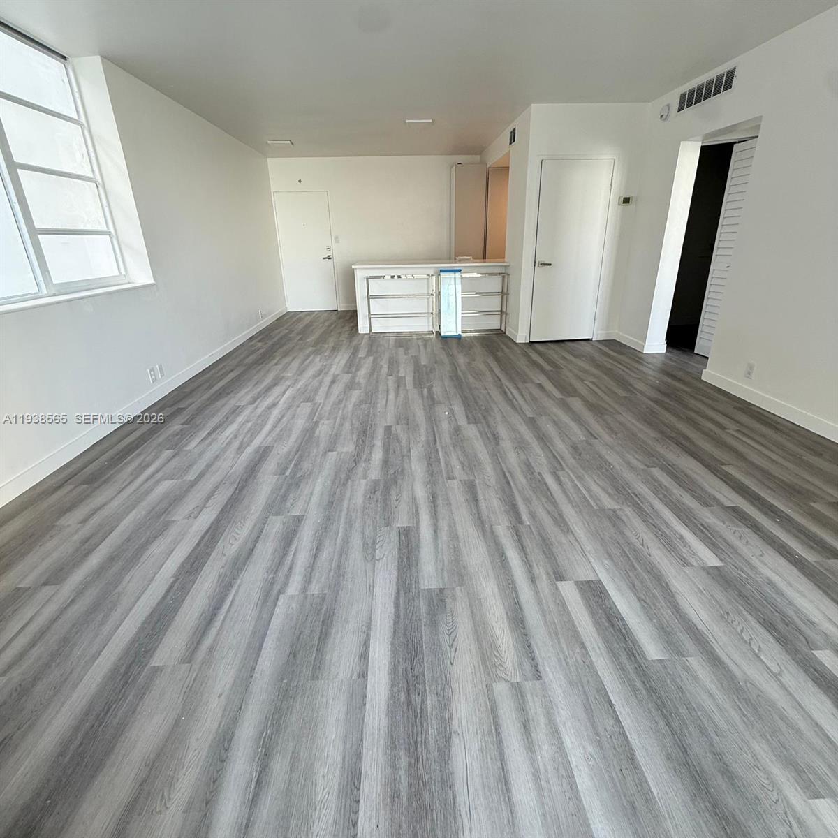 BAY PARK TOWERS CONDO - Residential Lease