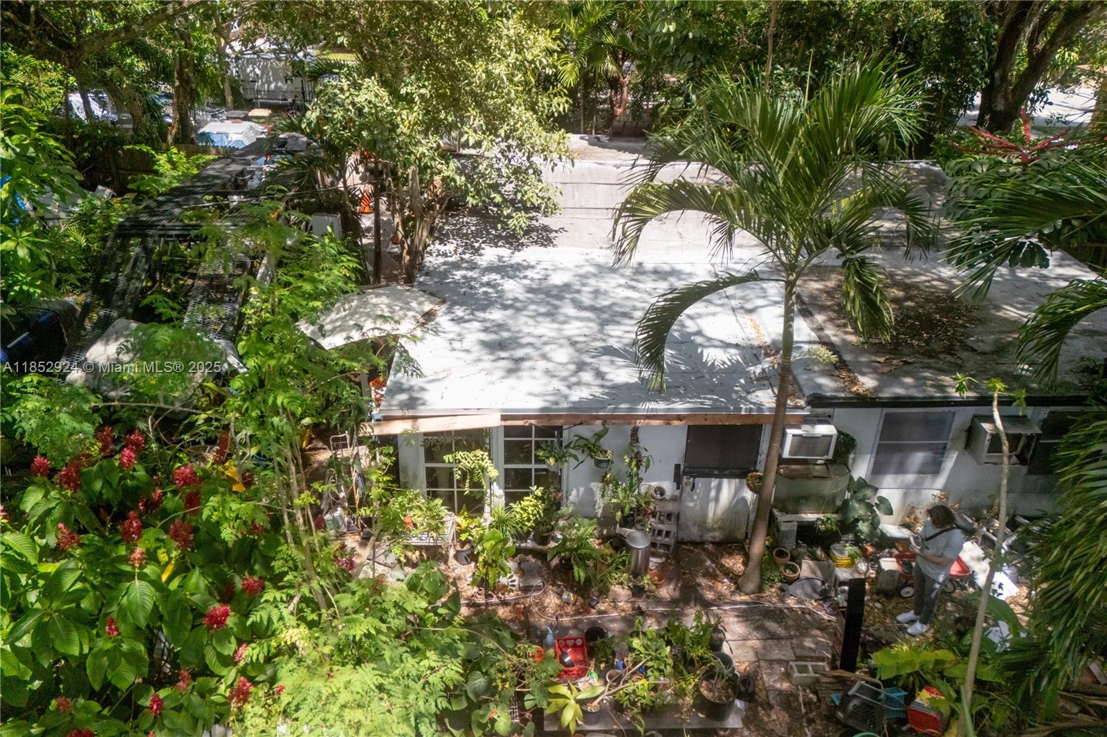 SUNNY ACRES - Residential