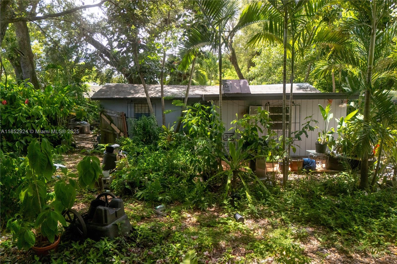 SUNNY ACRES - Residential