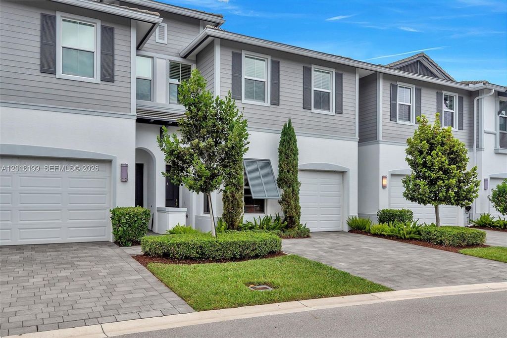 Photo of 22954 Clear Echo Dr #29, Boca Raton, FL 33433 (MLS # A12018199)