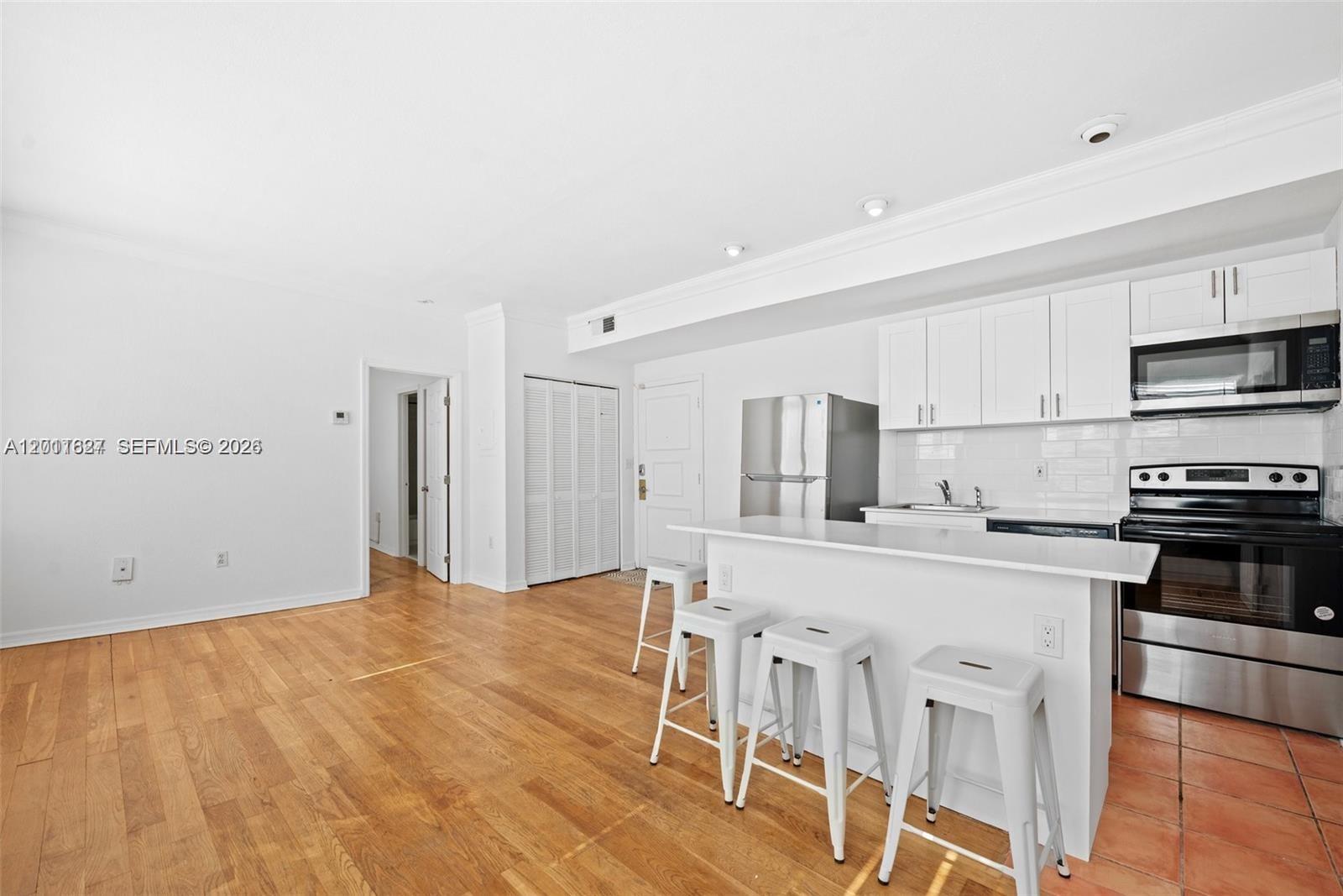 1027 Pennsylvania Ave 306