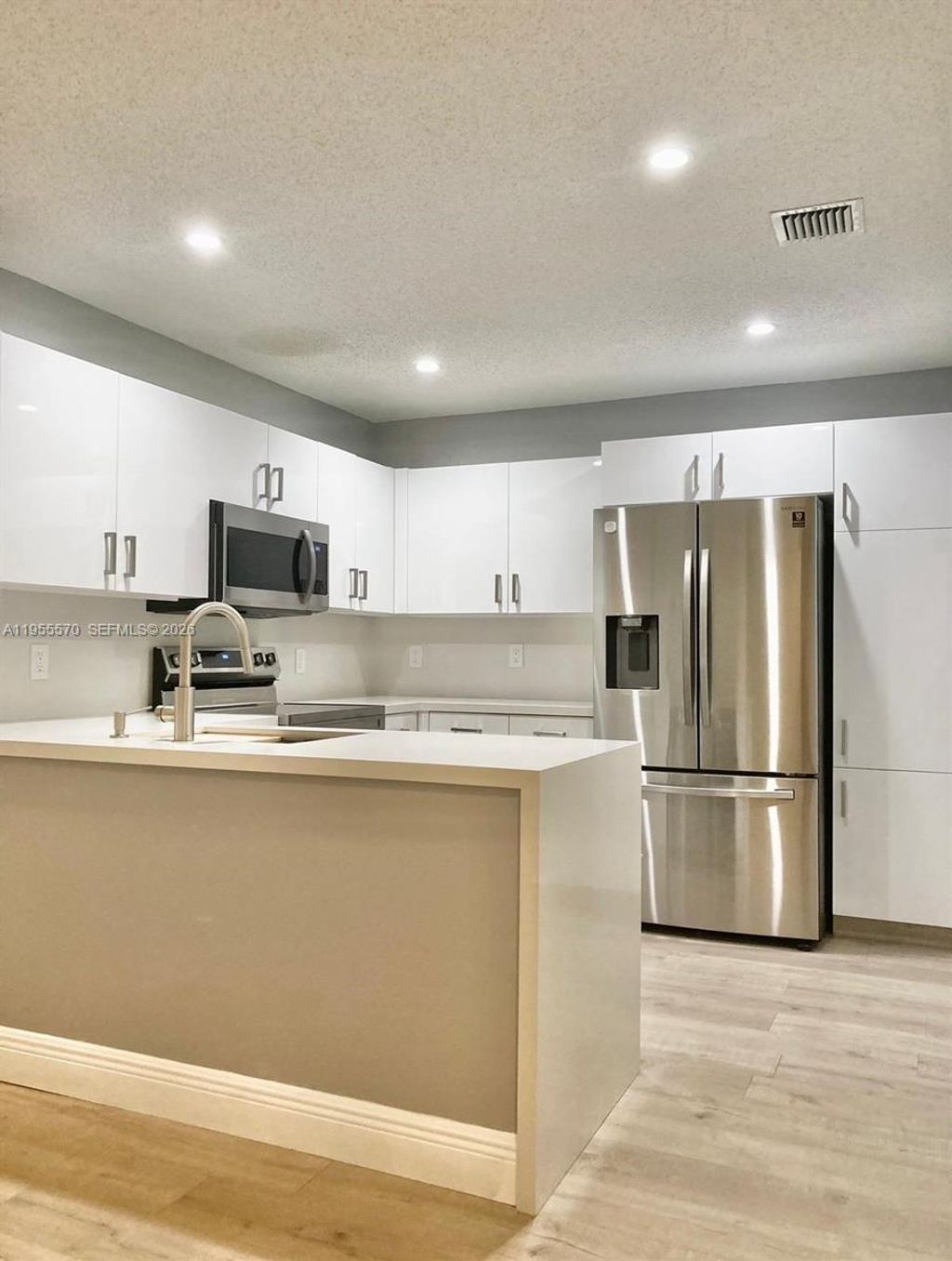 Photo of 4953 SW 32nd Ter, Dania Beach, FL 33312 (MLS # A11955570)