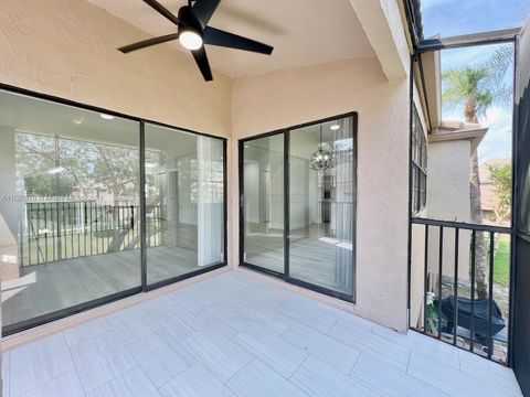 Townhouse in Coral Springs FL 1674 Cypress Pointe Dr Dr 25.jpg