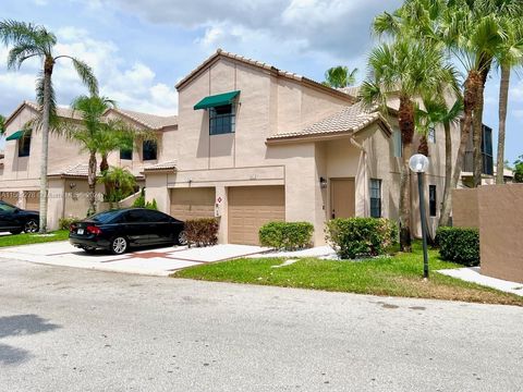 Townhouse in Coral Springs FL 1674 Cypress Pointe Dr Dr 35.jpg