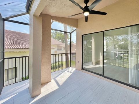Townhouse in Coral Springs FL 1674 Cypress Pointe Dr Dr 24.jpg
