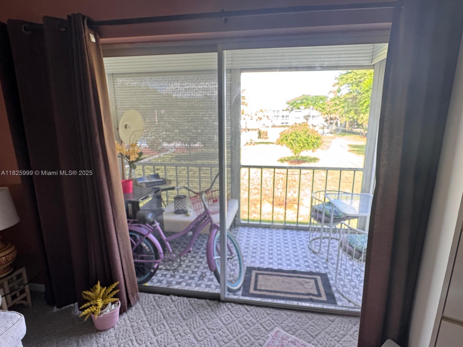5200 Washington St 207, Hollywood, FL, 33021/$95,000 1 5200 Washington St 207