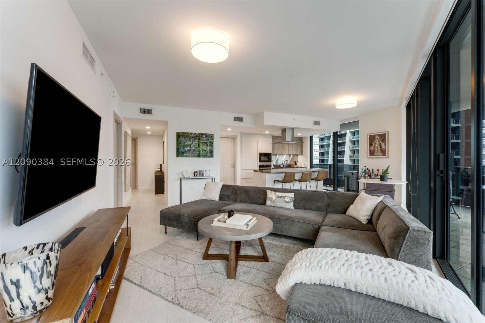 1000 Brickell Plz 2401