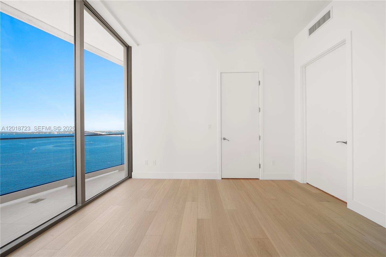 UNA RESIDENCES - Residential
