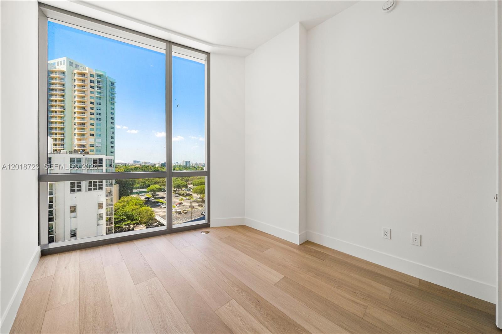 UNA RESIDENCES - Residential