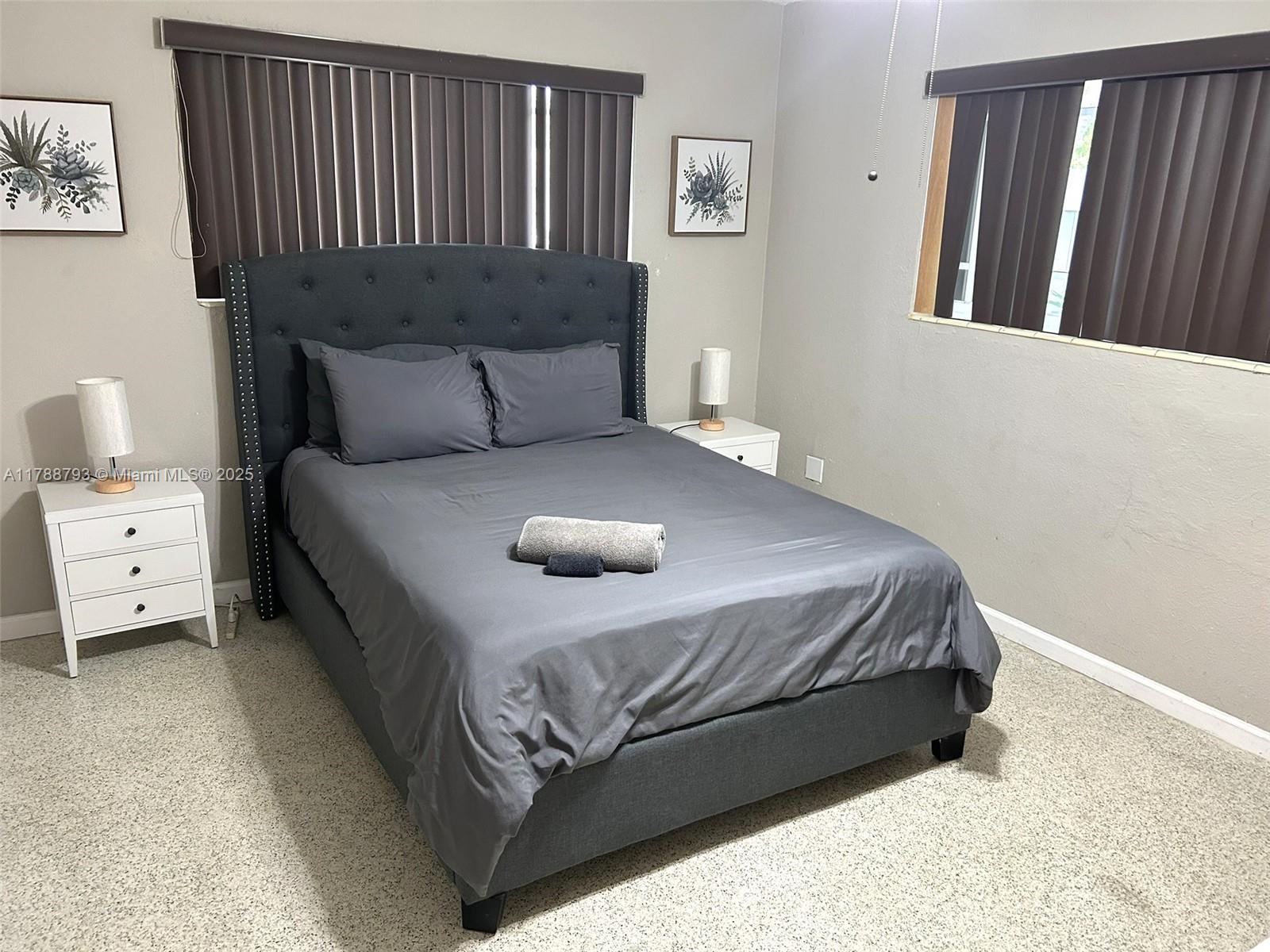 GLENDALE MANOR - Residential Lease