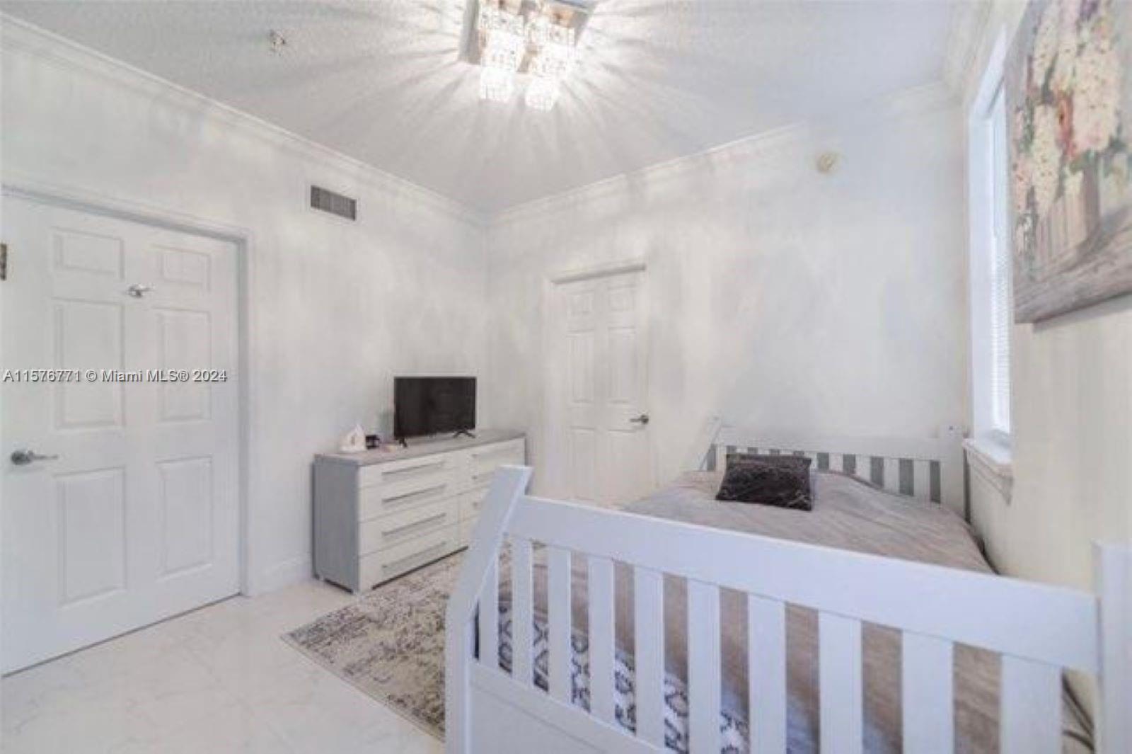 2080 OCEAN DRIVE CONDO - Residential