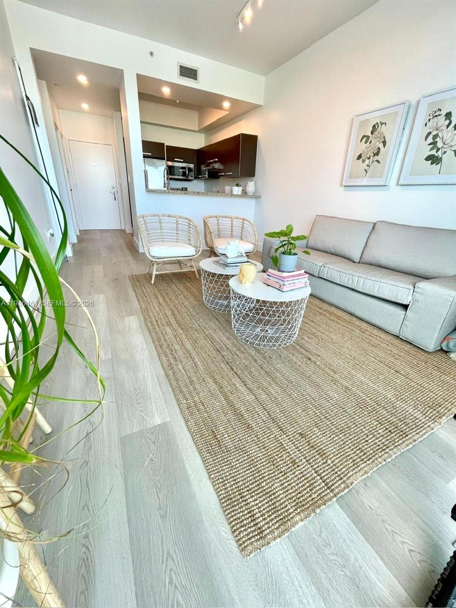 NORDICA CONDO - Residential Lease