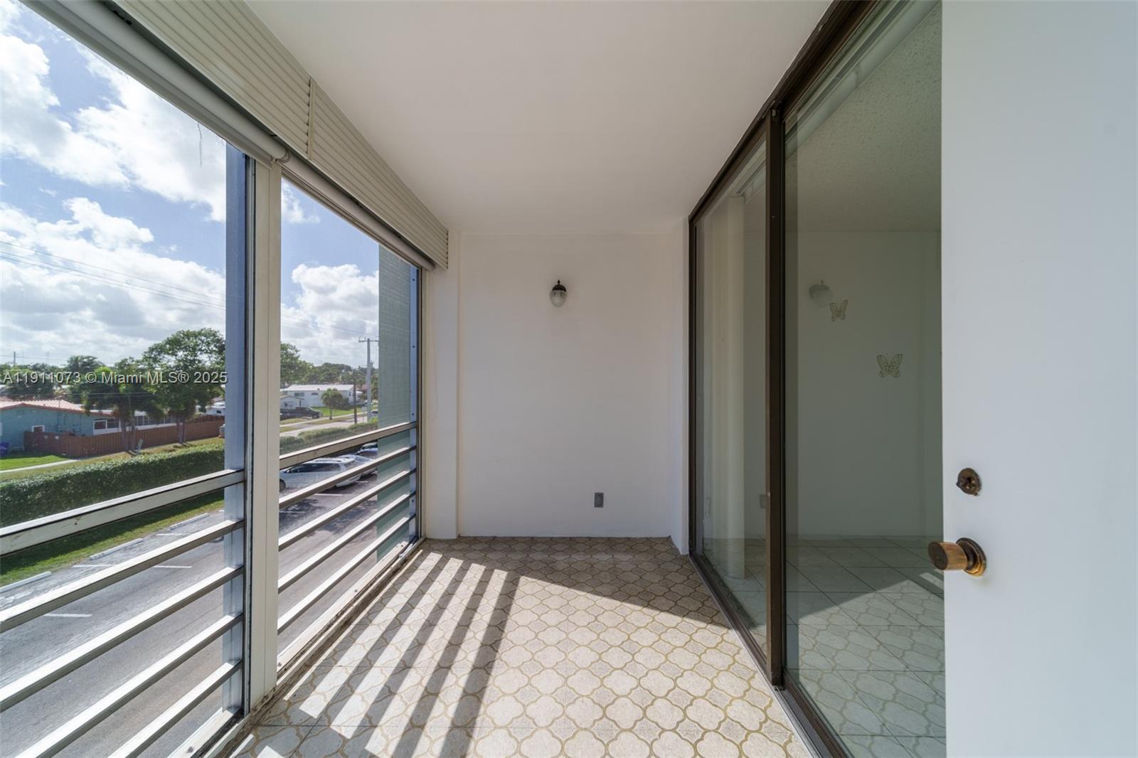 WATERGATE CONDOMINIUM NO - Residential Lease