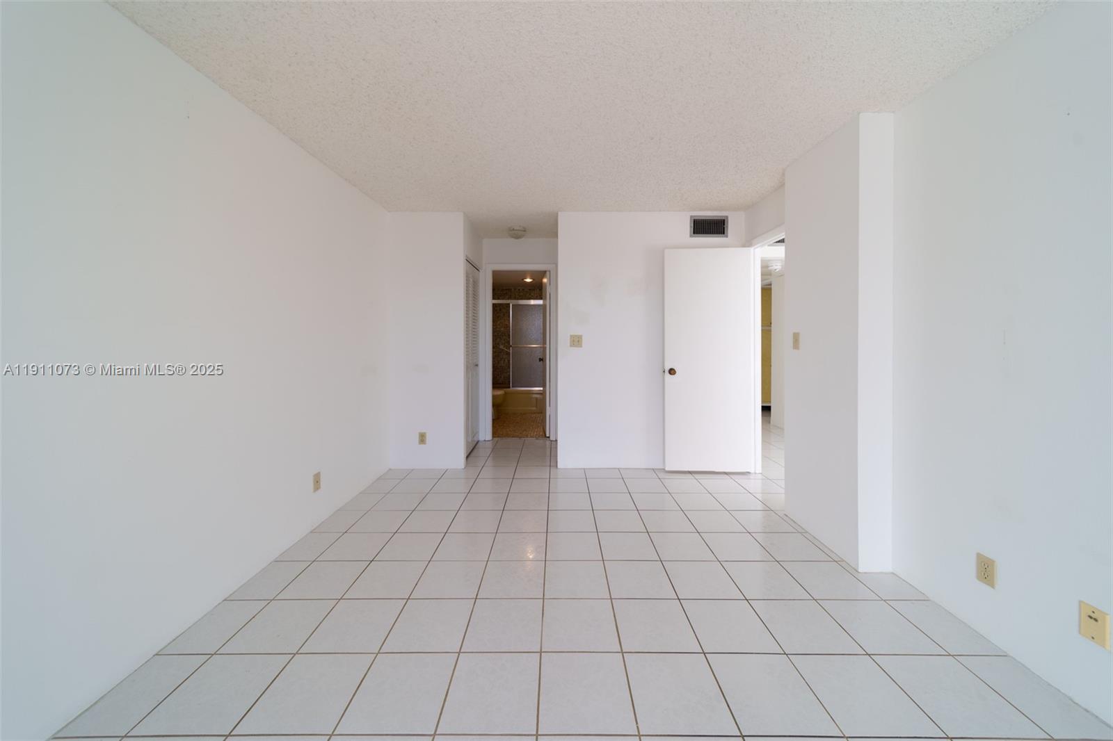 WATERGATE CONDOMINIUM NO - Residential Lease