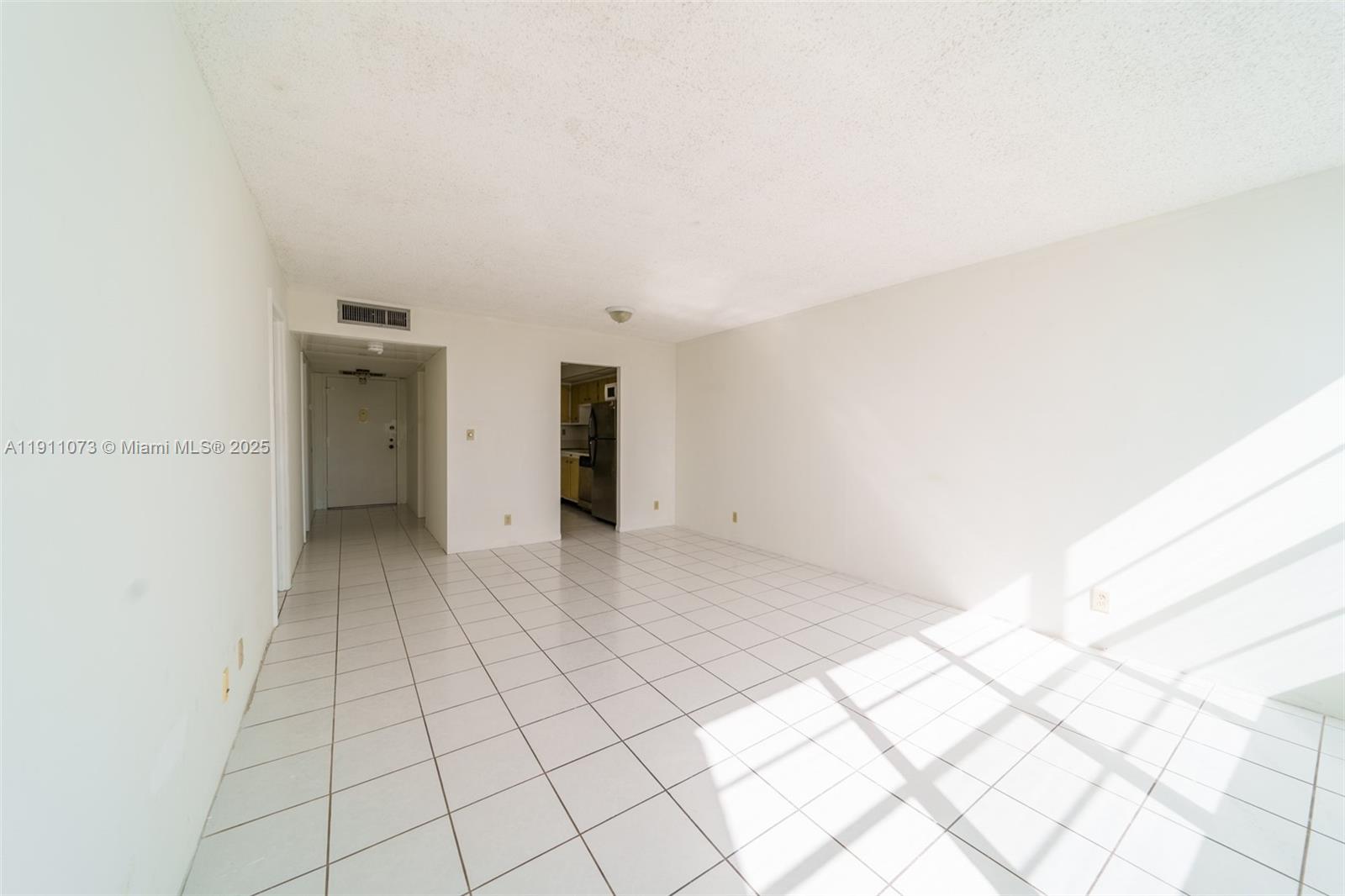 WATERGATE CONDOMINIUM NO - Residential Lease