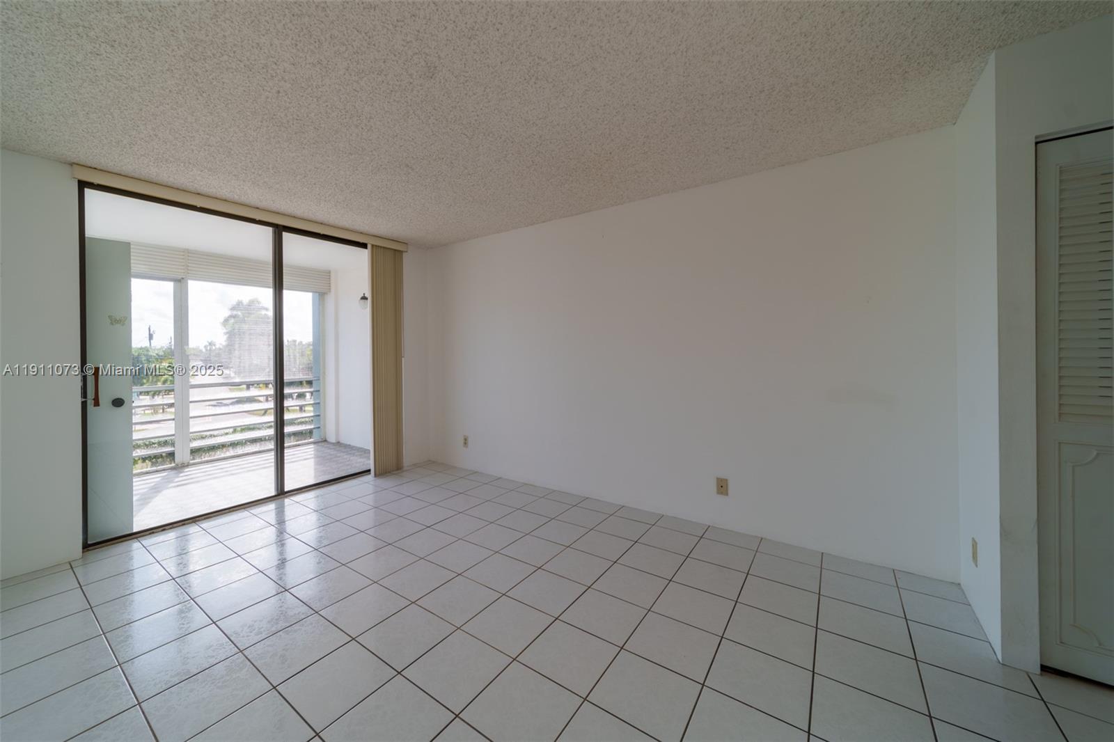 WATERGATE CONDOMINIUM NO - Residential Lease