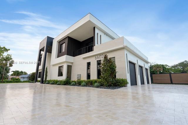 6602 NW 62nd Ter