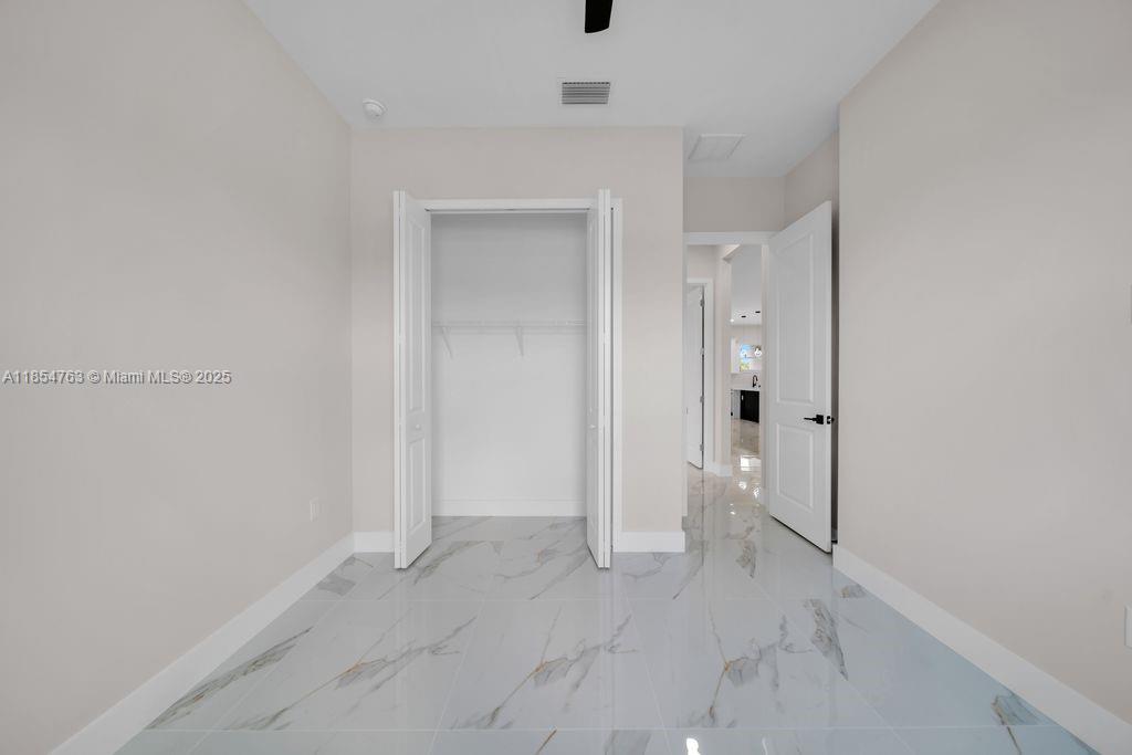 LEHIGH ESTATES - Residential Income