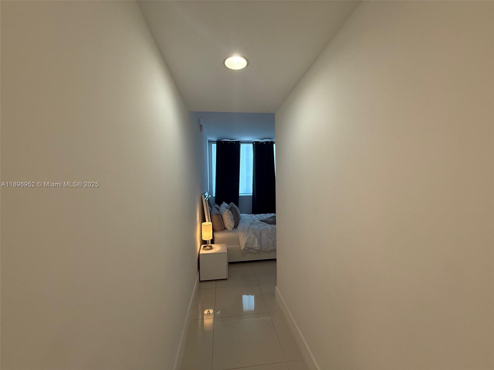 VIZCAYNE NORTH CONDO - Residential