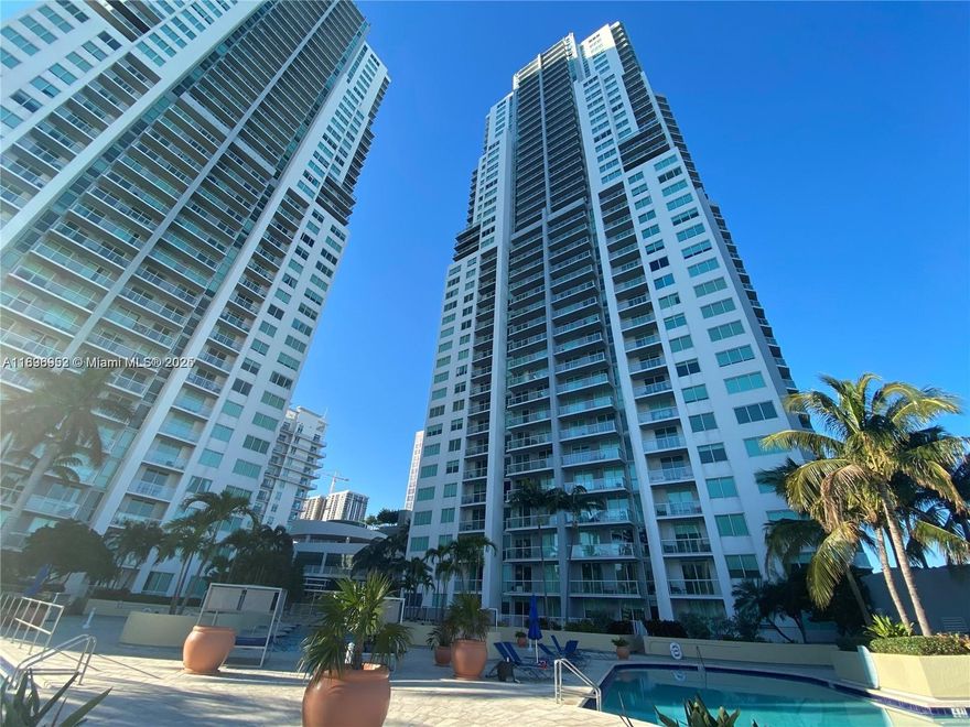 Experience the essence of urban luxury in this refined 2 bed - 2 bath residence located in the heart of Miami's Epicenter! Offering over 1,200 sq. ft. of modern living open space. Motivated Seller! Breathtaking Skyline city views & floor-to-ceiling windows. Luxury living at its best. Spacious unit on the 37th floor of the prestigious "Vizcayne North" Condominium, a high-rise offering resort-style amenities such as pool, gym, billiard rooms, private lounges, full service cutting edge spa, party rooms, 24 hour security and more! Stylish lobby designed by pop artist Romero Britto. This gem is perfectly situated in the city's hottest neighborhoods where you can walk to Bayfront Park, Miami World Center, Museums, Kaseya Center and all of Downtowns Best dining and entertaining!!