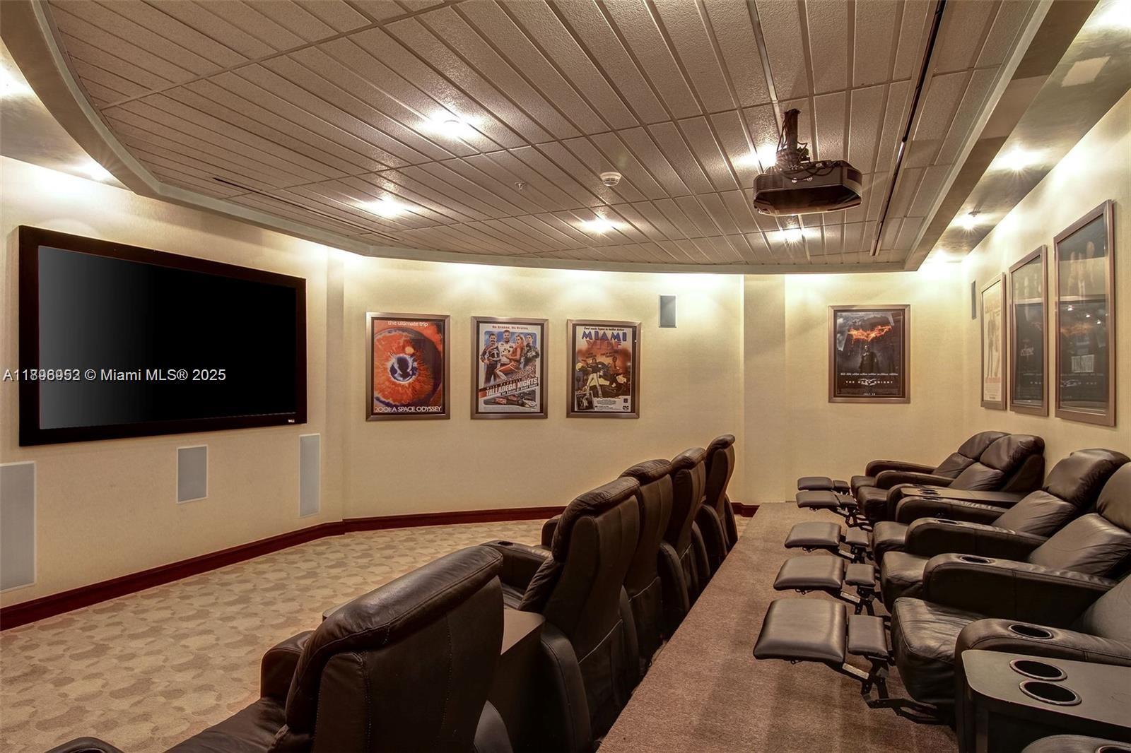 VIZCAYNE NORTH CONDO - Residential