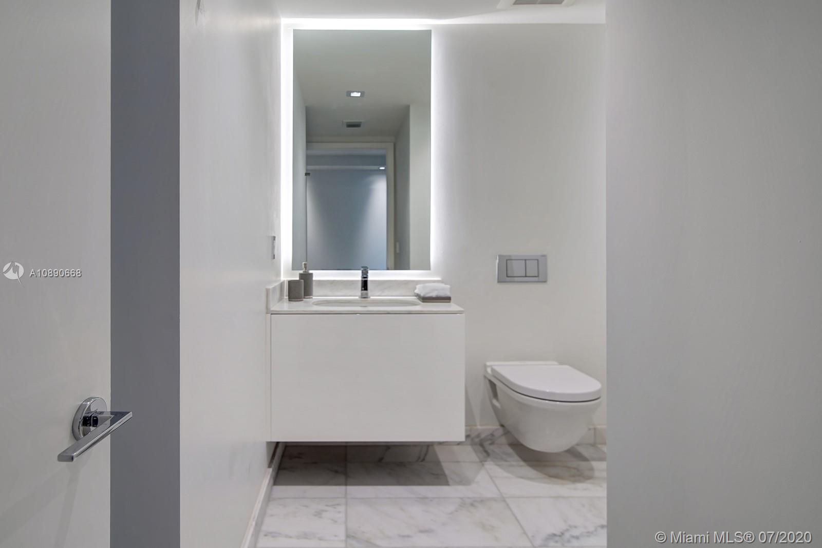 OCEANA BAL HARBOUR CONDO - Residential