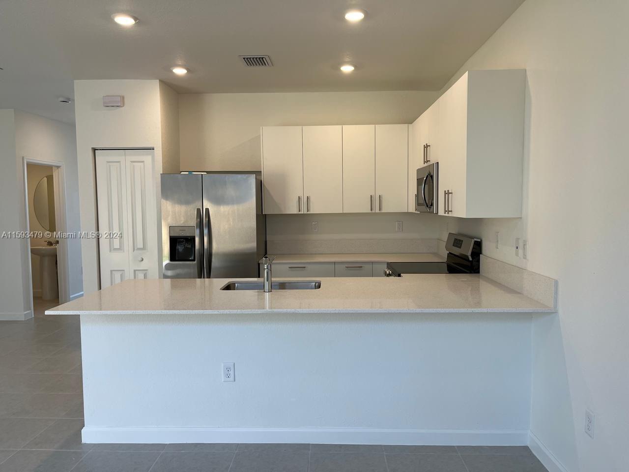 TERRA SOL LENNAR - Residential Lease