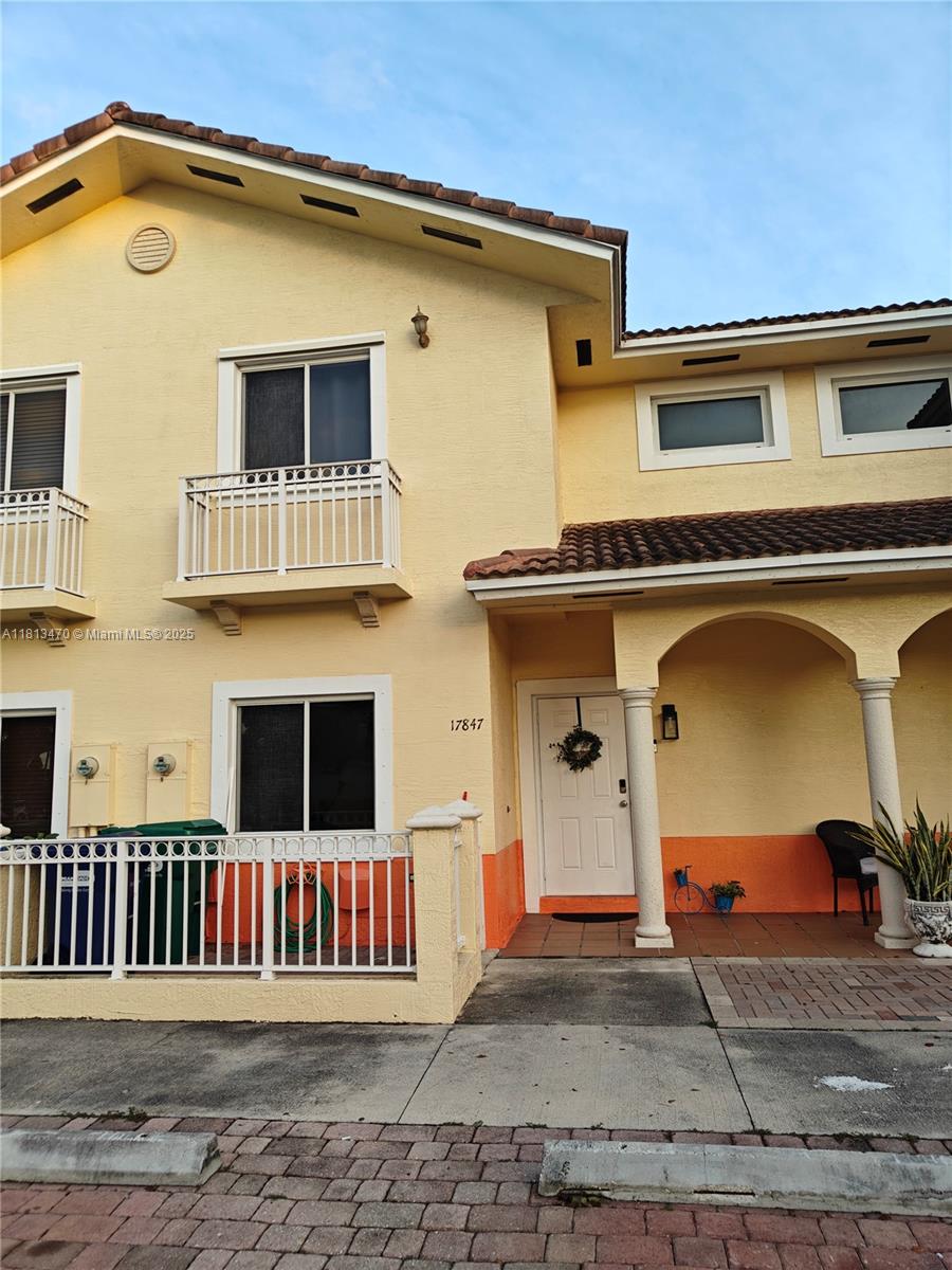 17847 NW 74th Path
