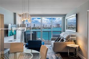 1900 Sunset Harbour Dr 1012