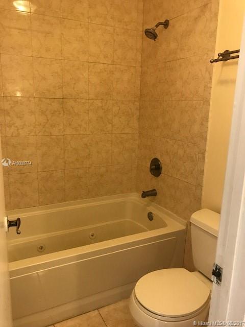 LAGO GRANDE FIVE-B CONDO - Residential Lease